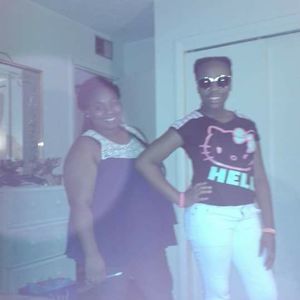 Meet your Posher, Fatima